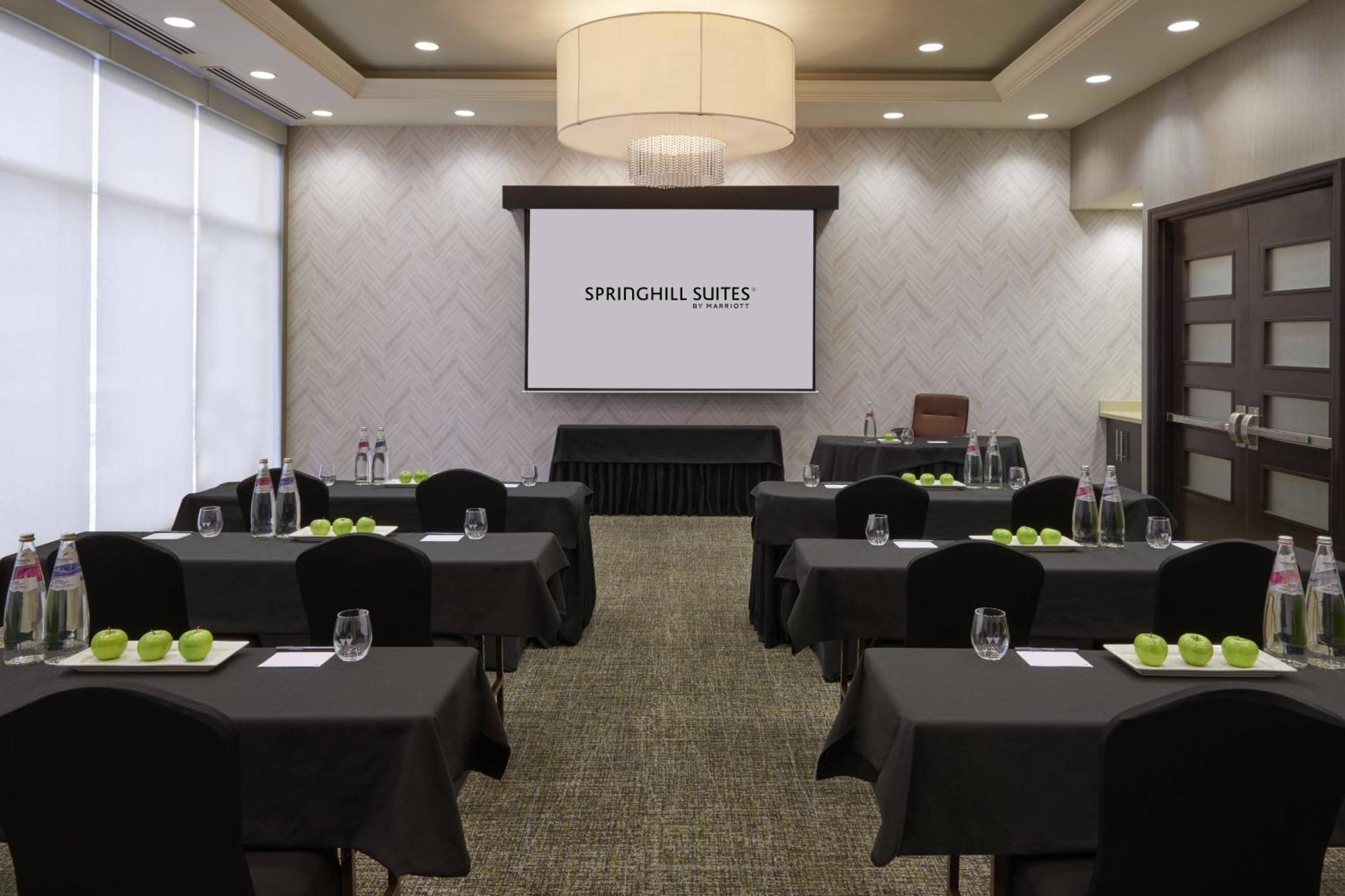 Springhill Suites By Marriott Toronto Vaughan Eksteriør billede